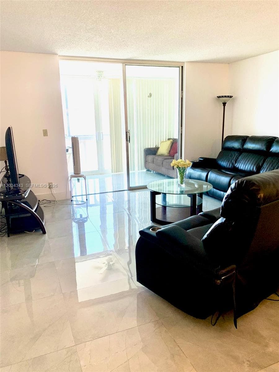 501 NE 14th Ave # 601, Hallandale Beach FL 33009 photo 4