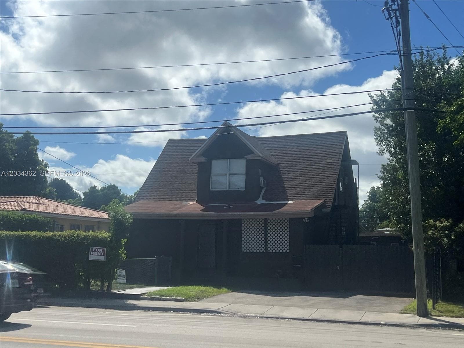 842 SW 12th Ave, Miami FL 33130 photo 2