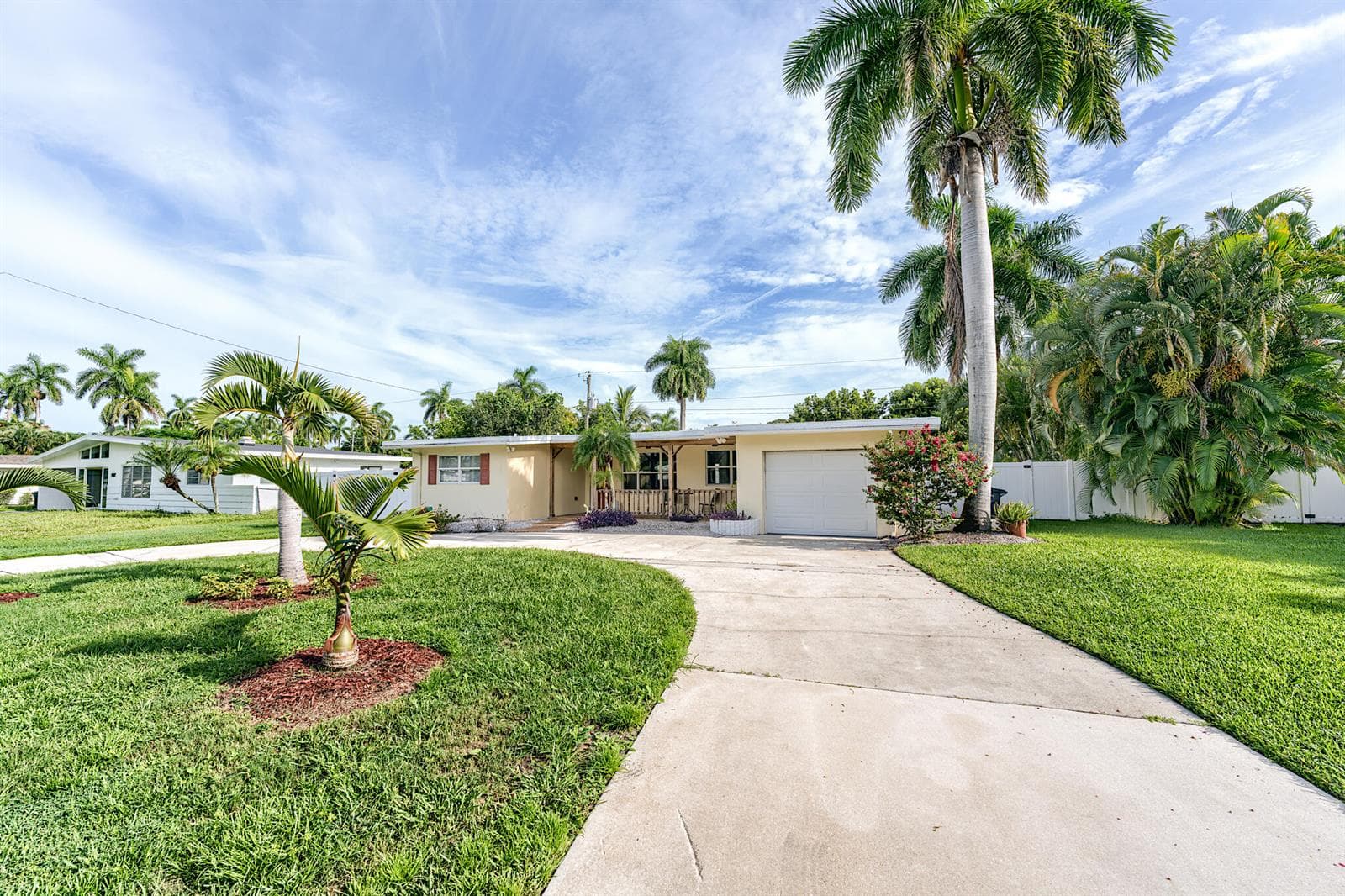 1443 Ricardo Avenue, Fort Myers FL 33901 photo 3