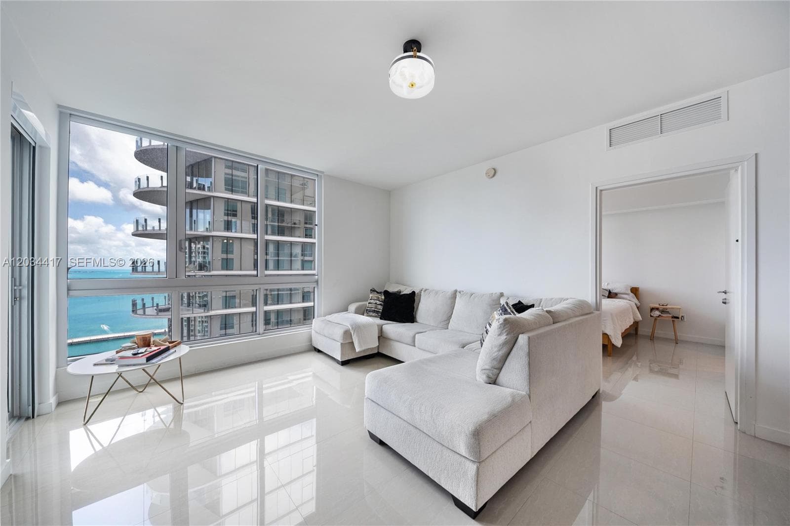 300 S Biscayne Blvd # 3406, Miami FL 33131 photo 4