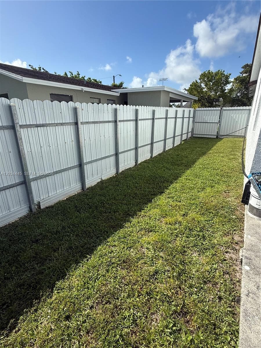 2441 NW 14th St, Fort Lauderdale FL 33311 photo 3