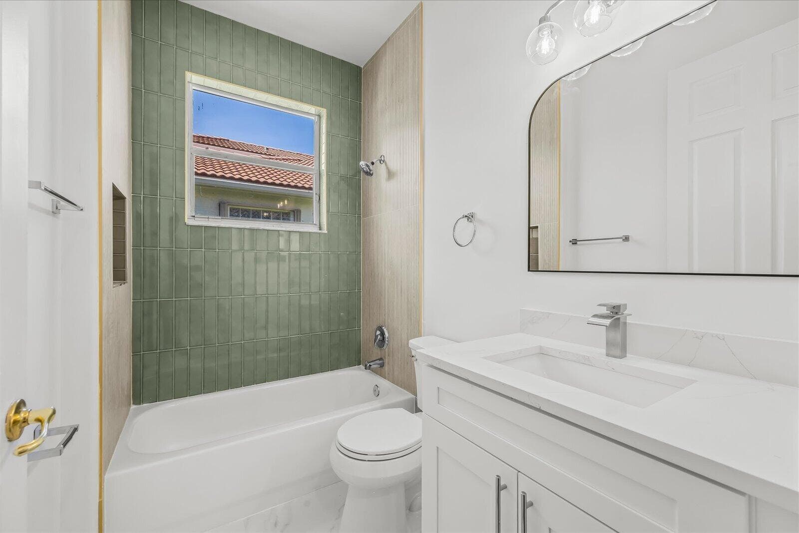 7558 Tarpon Cove Circle, Lake Worth FL 33467 photo 2