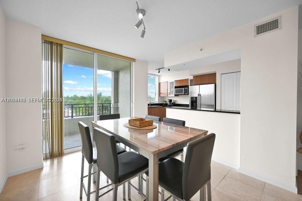 610 W Las Olas Blvd # 312N, Fort Lauderdale FL 33312 photo 3