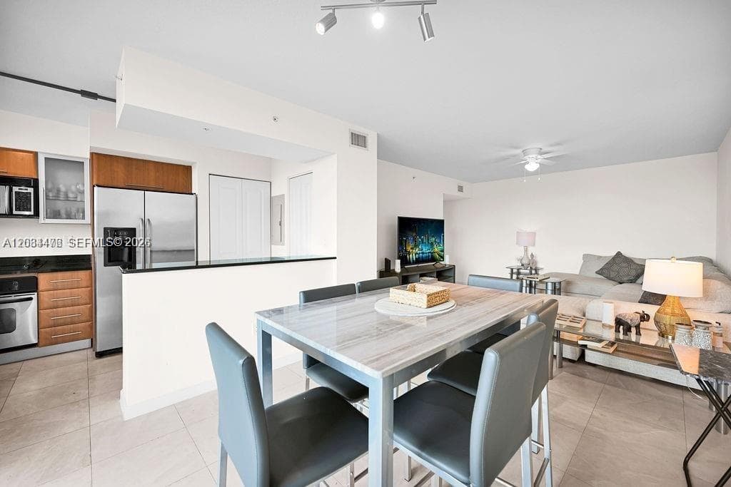 610 W Las Olas Blvd # 312N, Fort Lauderdale FL 33312 photo 5