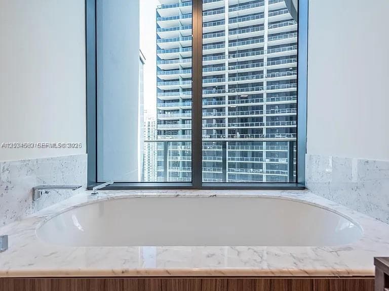 1000 Brickell Plz # 3509, Miami FL 33131 photo 2