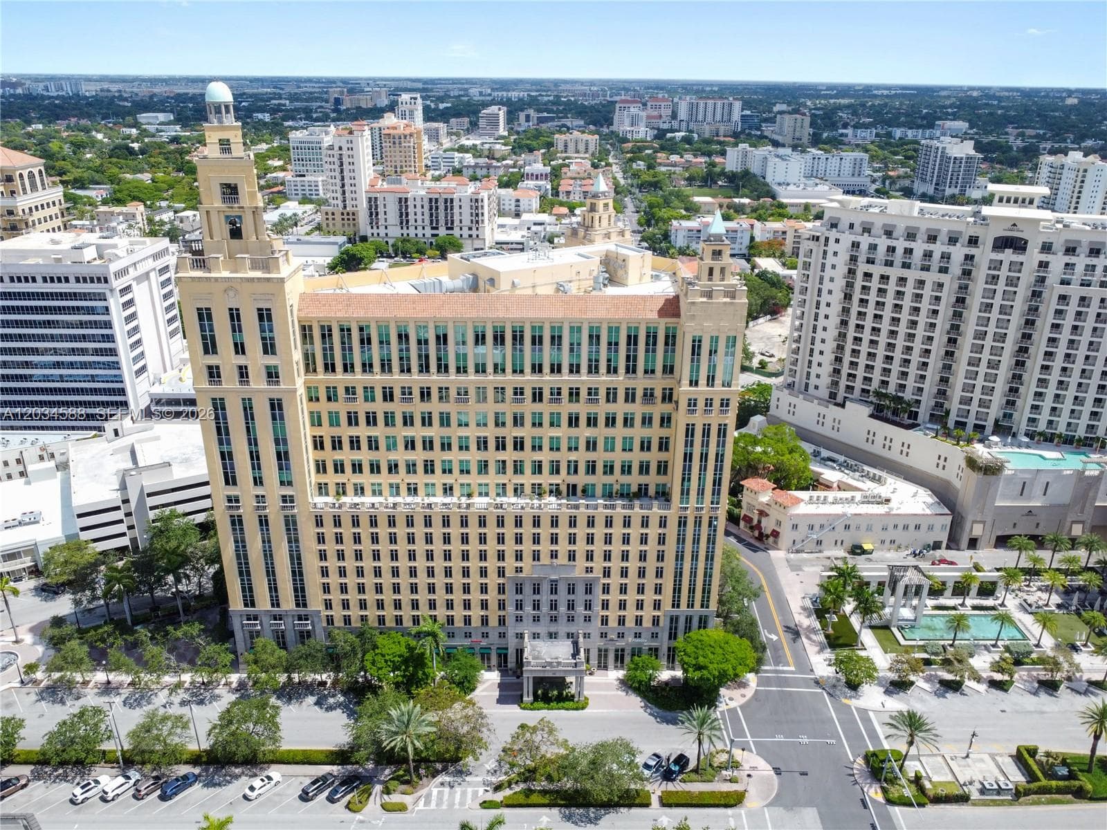 121 Alhambra Cir # 1000, Coral Gables FL 33134 photo 2