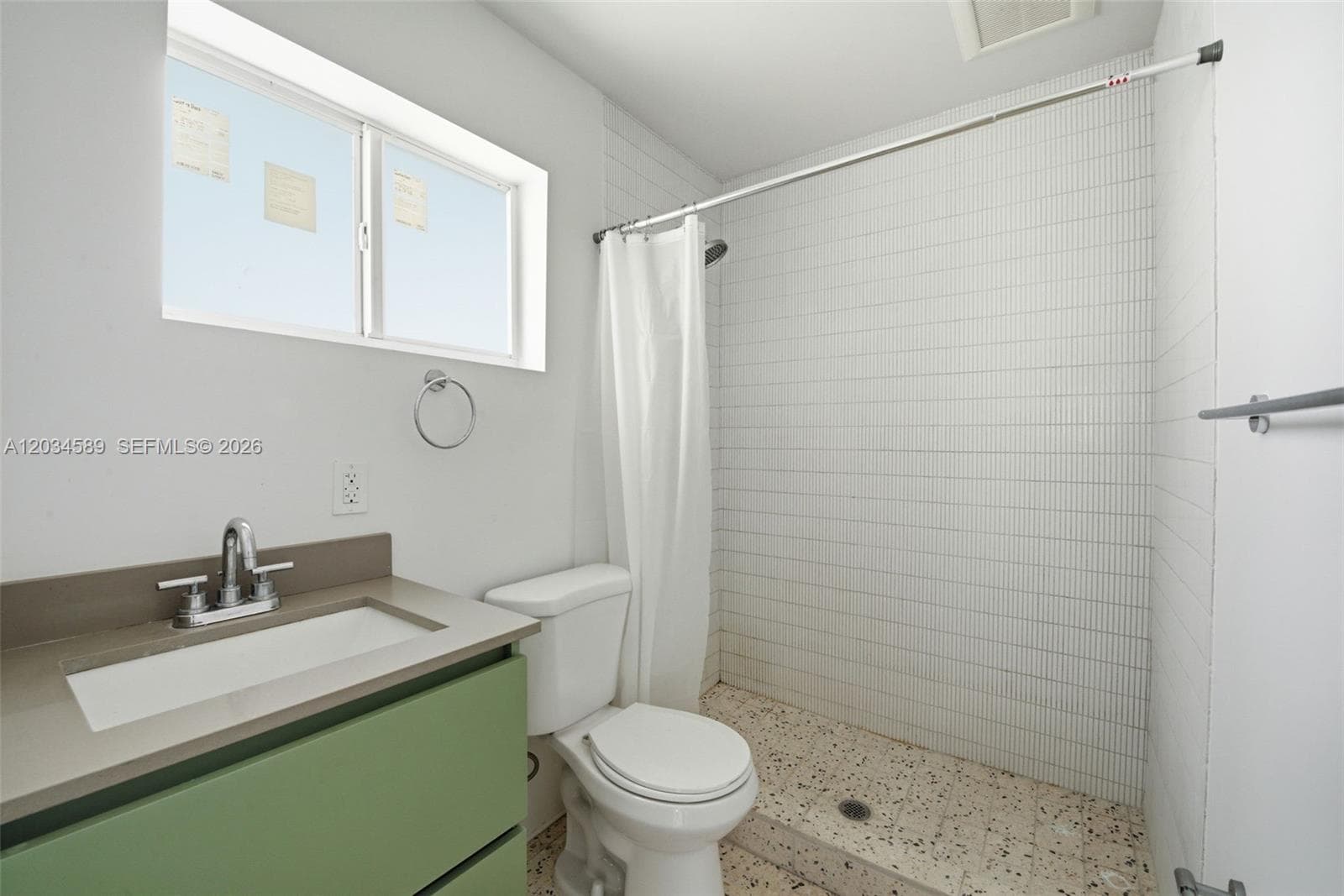 127 NW 74th St # 3, Miami, FL 33150 photo 5
