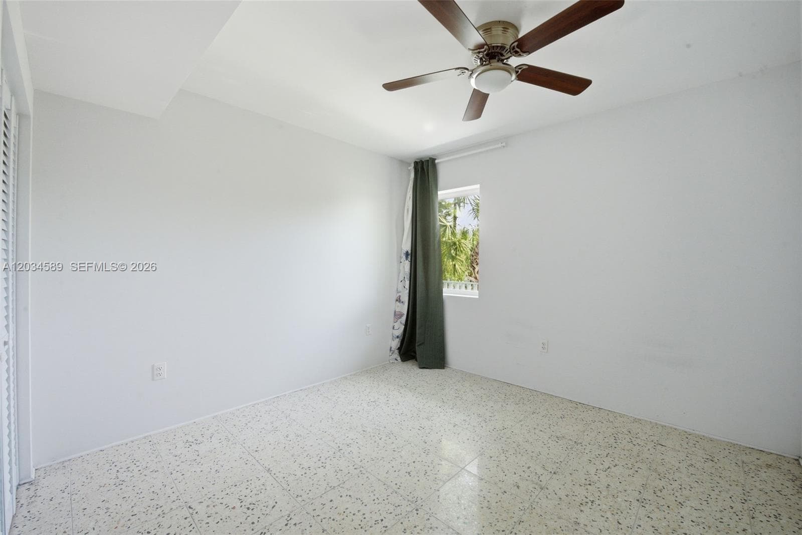 127 NW 74th St # 3, Miami, FL 33150 photo 4