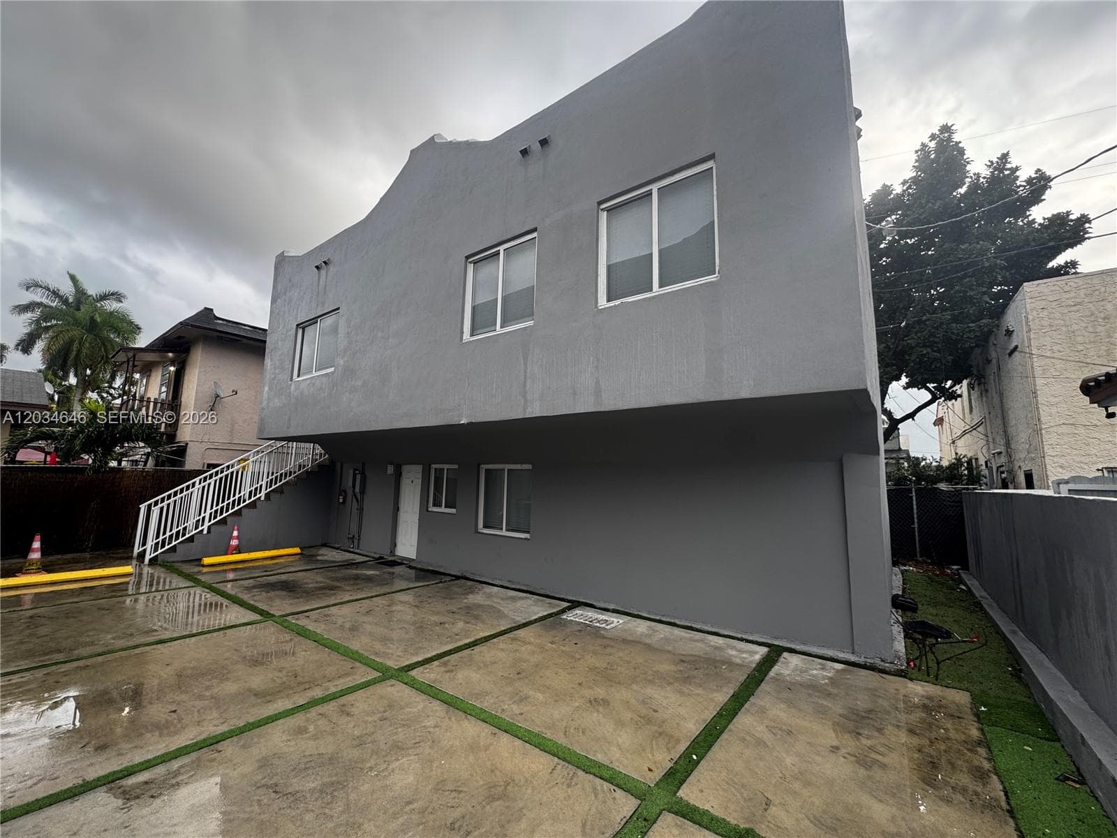 1684 SW 10th St, Miami FL 33135 photo 4