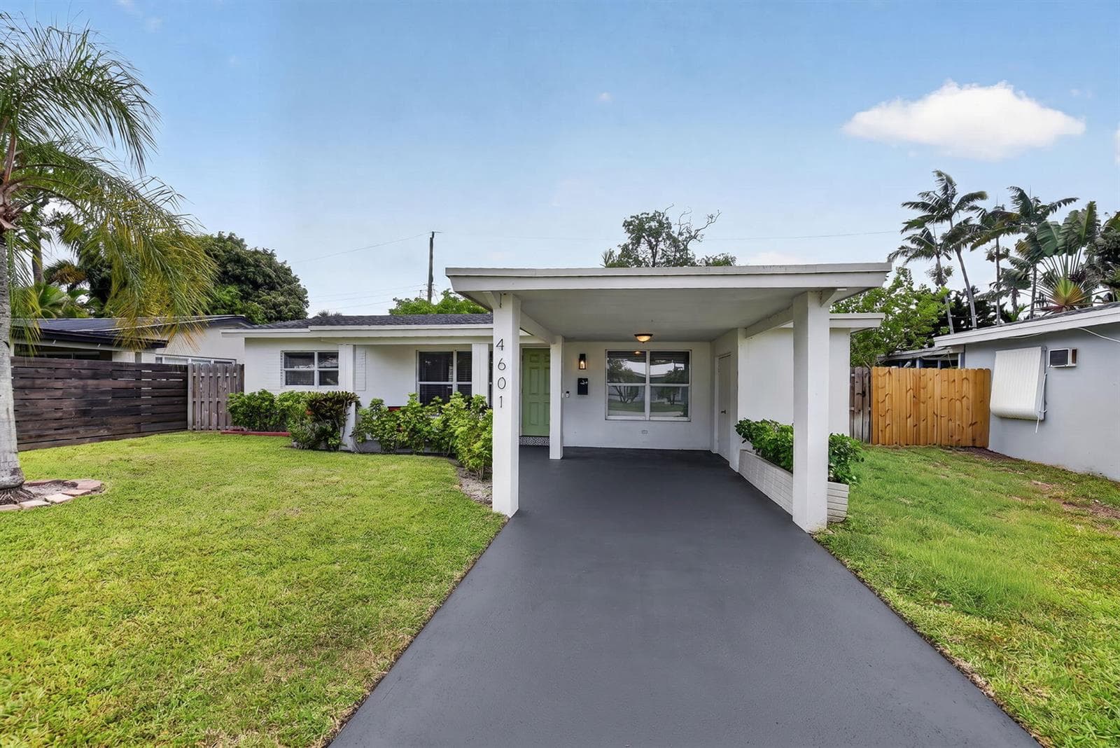 4601 NE 4th Avenue, Fort Lauderdale FL 33334