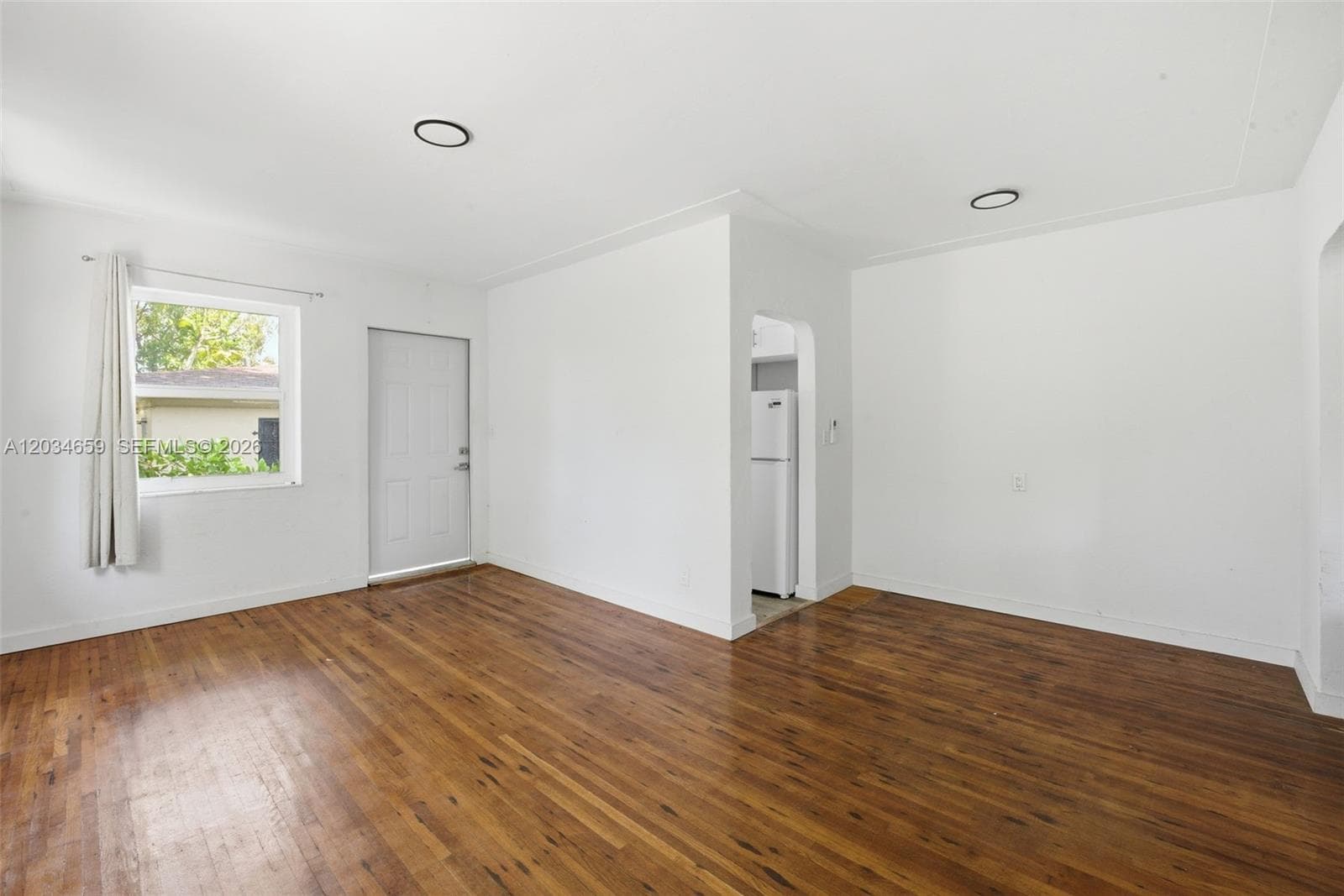 101 NW 74th St # 4, Miami, FL 33150 photo 3