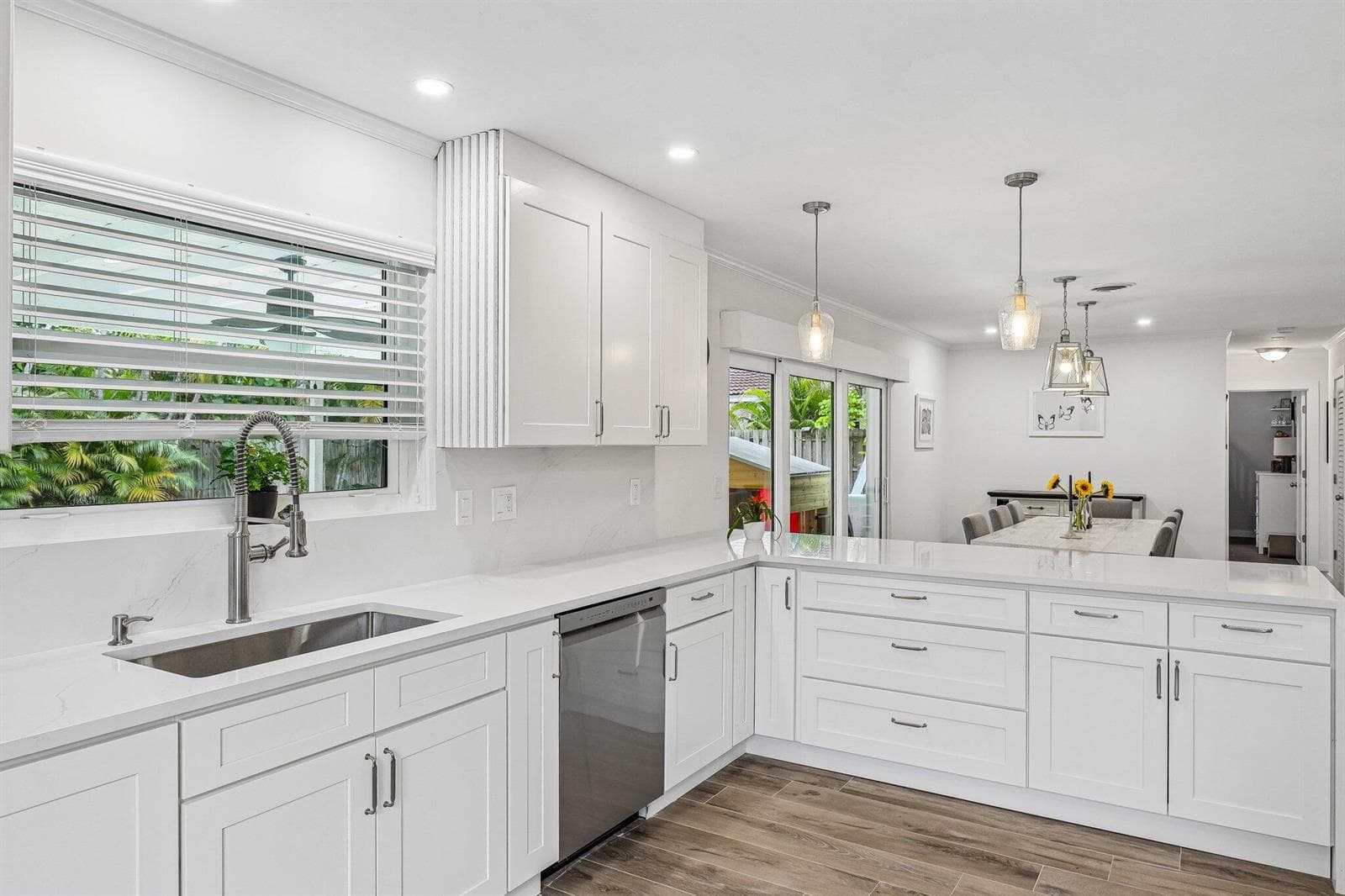 500 SE 8th Avenue, Deerfield Beach FL 33441 photo 2