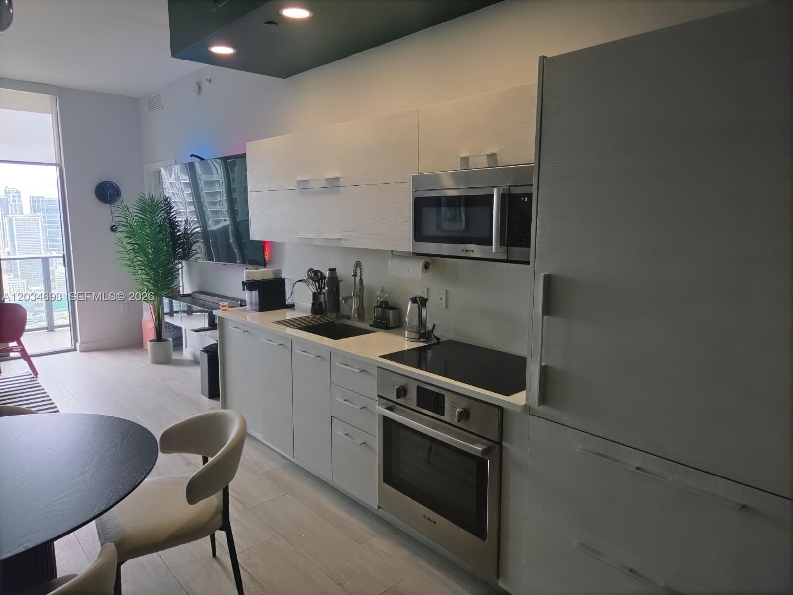 45 SW 9th St # 4309, Miami FL 33130 photo 3