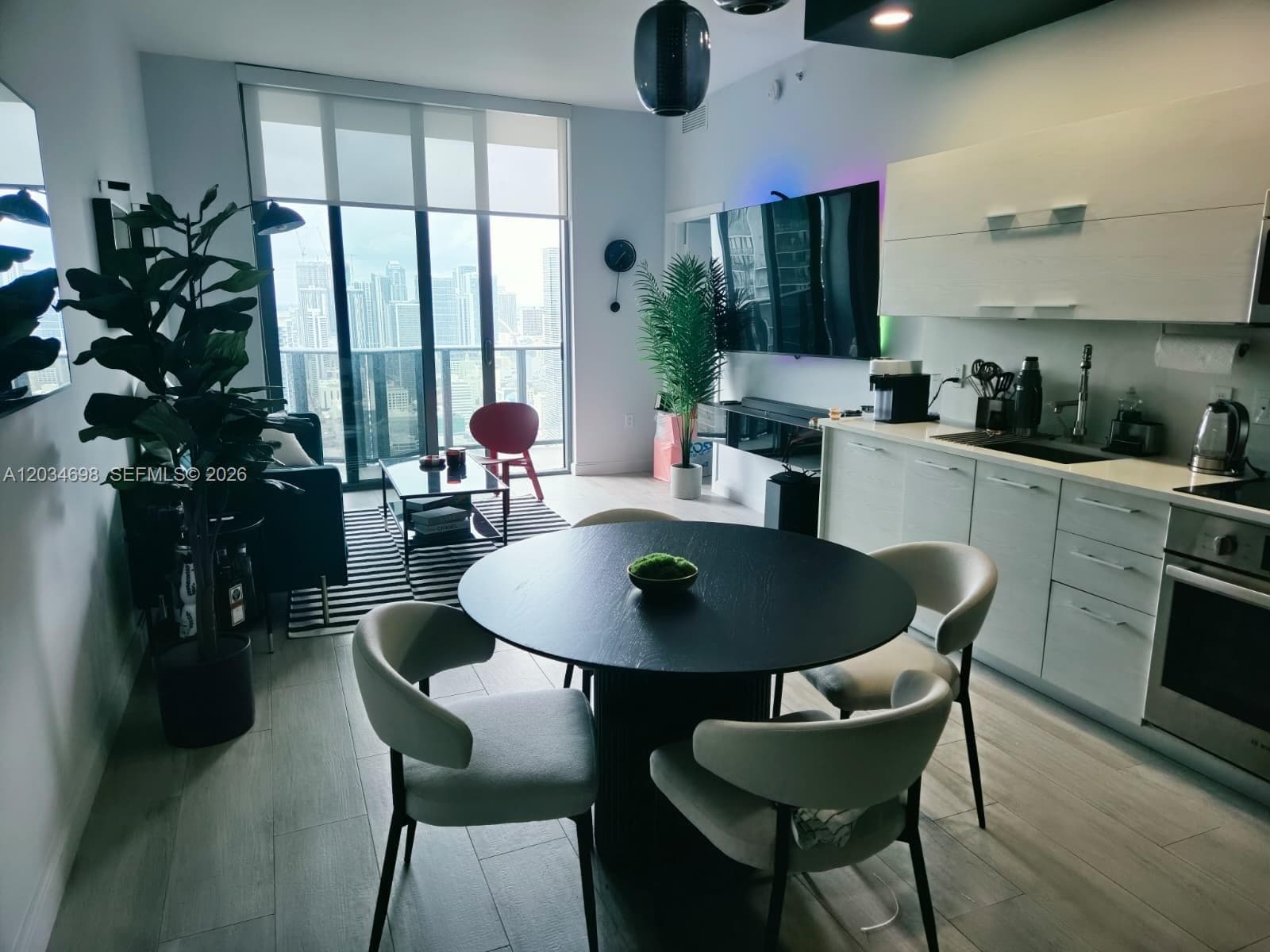 45 SW 9th St # 4309, Miami FL 33130 photo 5