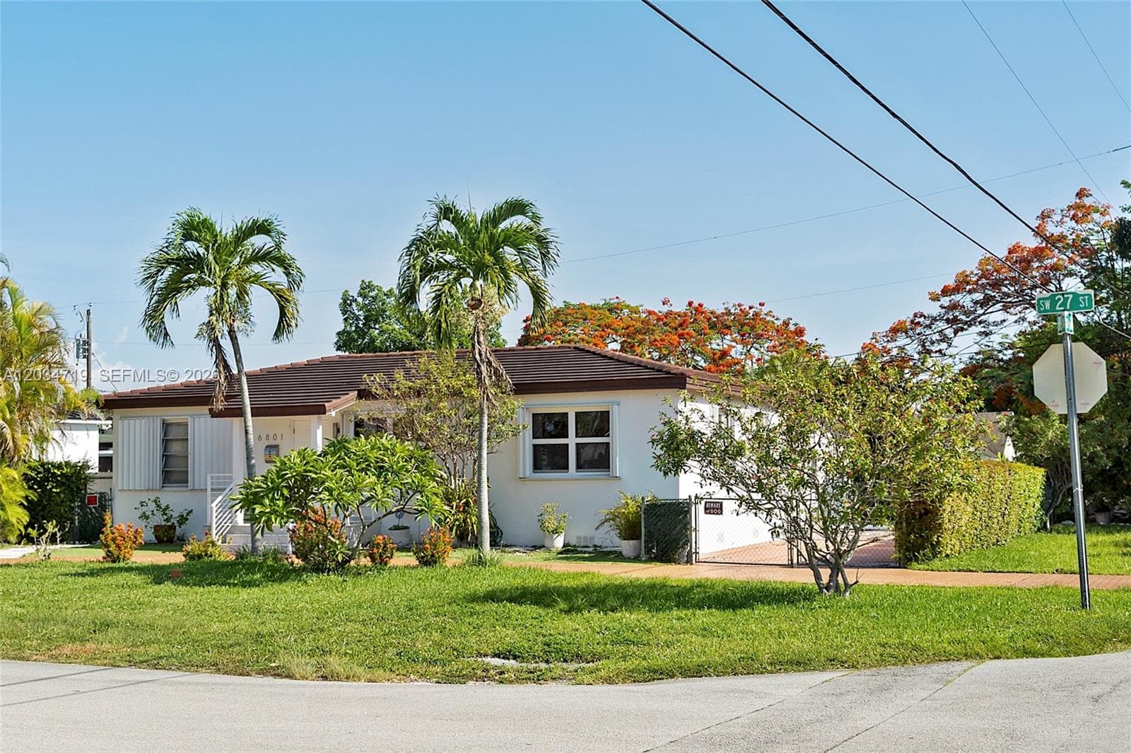 6801 SW 27th St, Miami, FL 33155 photo 2