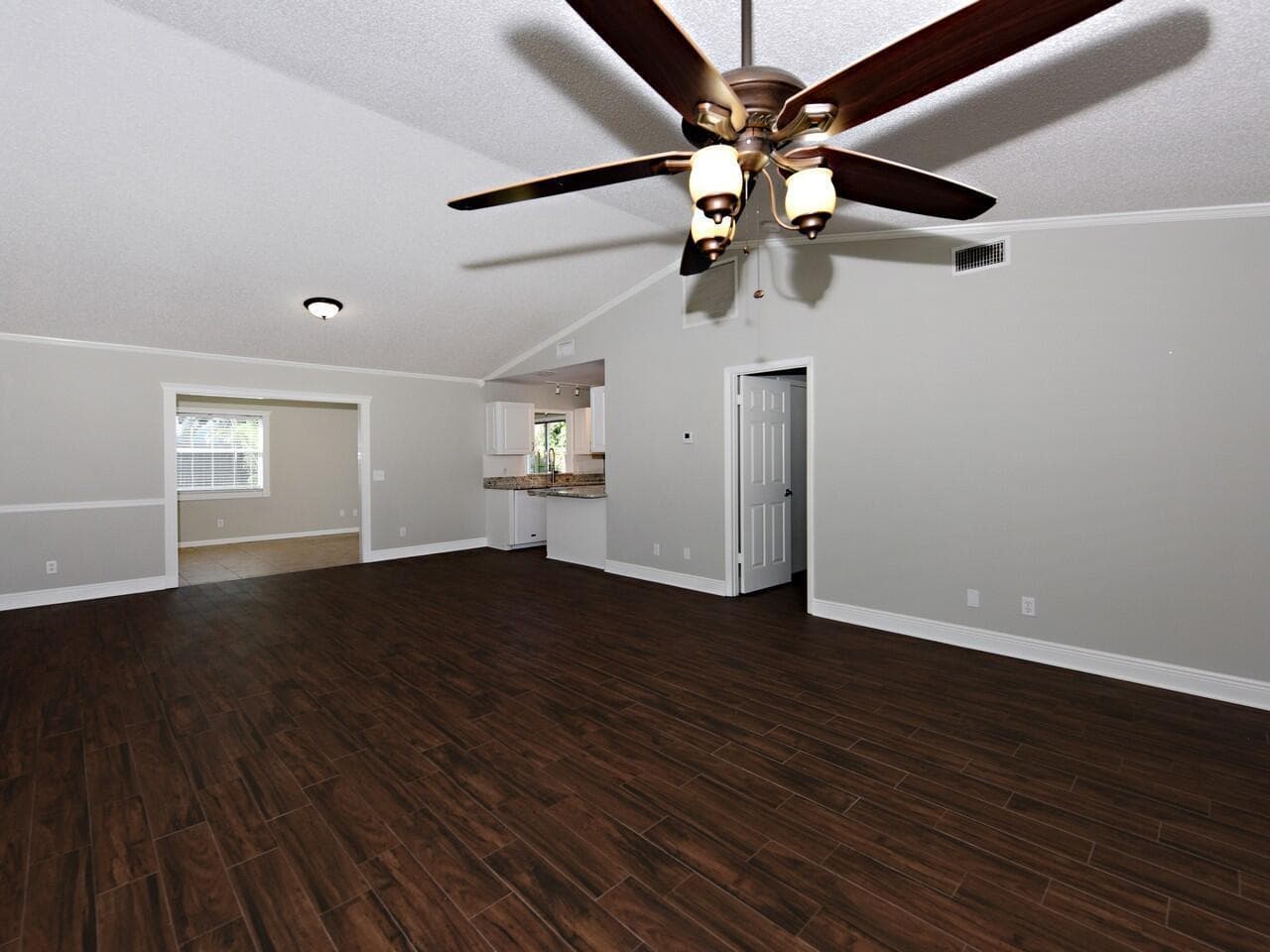 598 NE Maranta Terrado, Jensen Beach FL 34957 photo 3