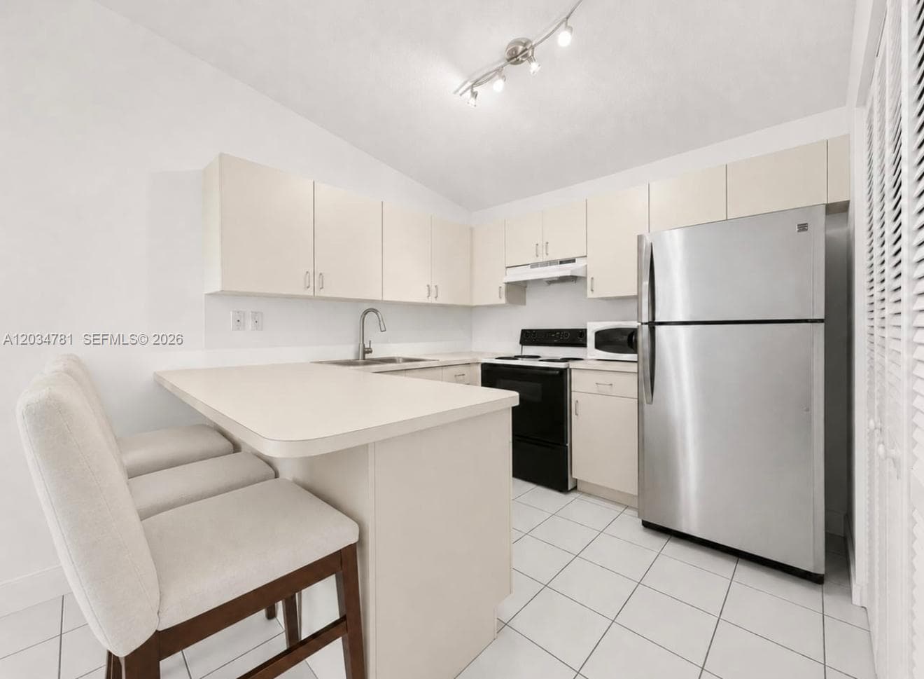 7611 SW 153rd Ct # 204, Miami FL 33193 photo 5