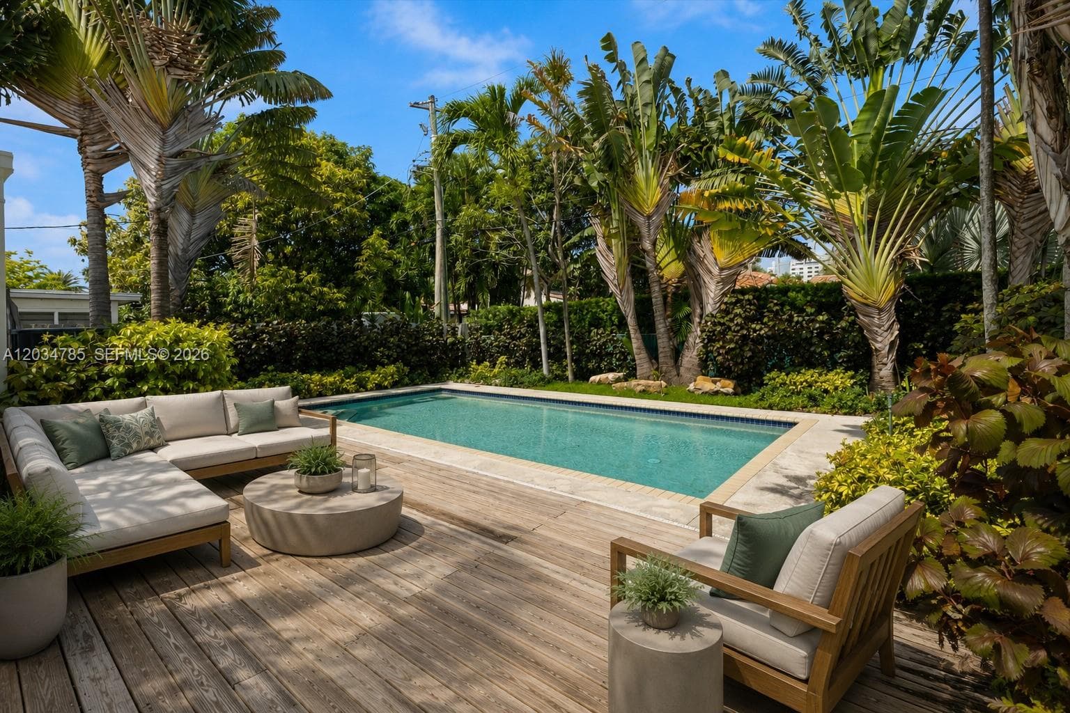 4531 Sheridan Ave, Miami Beach FL 33140 photo 2