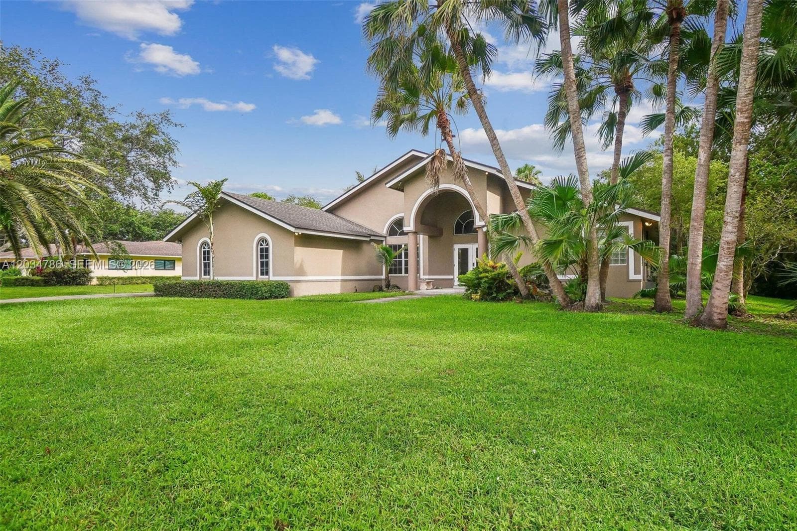 14591 SW 23rd St, Davie FL 33325 photo 2