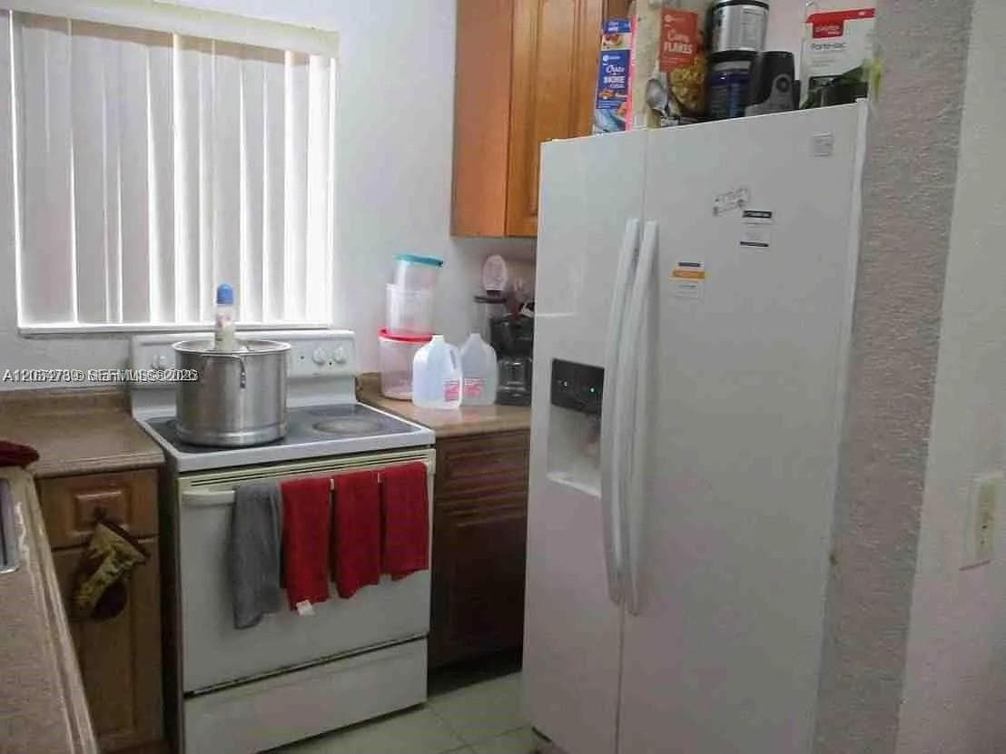 10040 NW 8th Ave, Miami FL 33150 photo 5