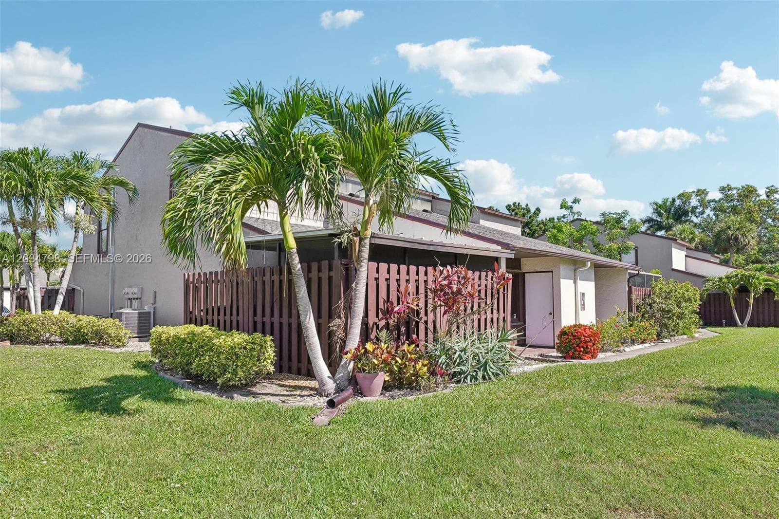 12939 Cherrydale Court, Fort Myers FL 33919 photo 3