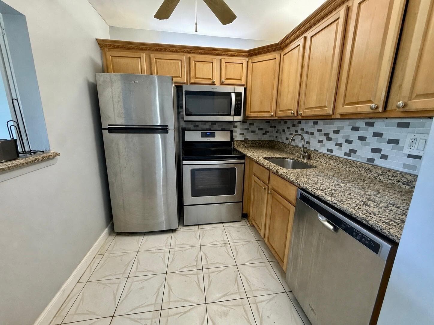 261 Suffolk, Boca Raton FL 33434 photo 4