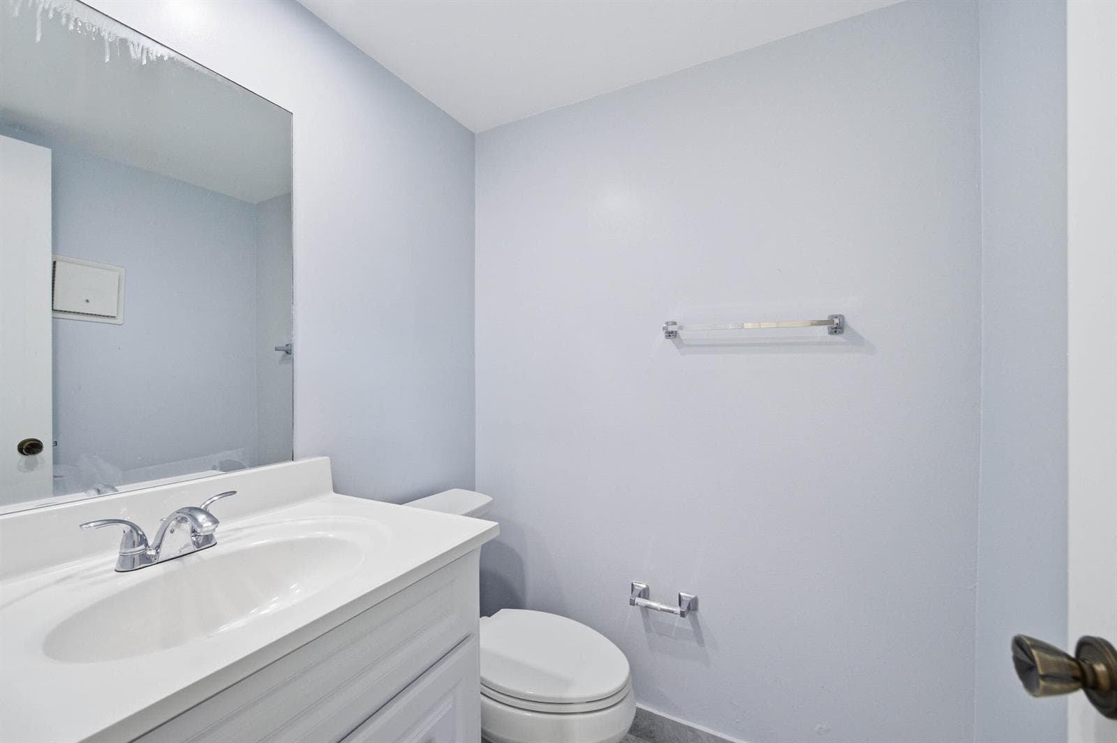 249 Burgundy F, Delray Beach FL 33484 photo 5