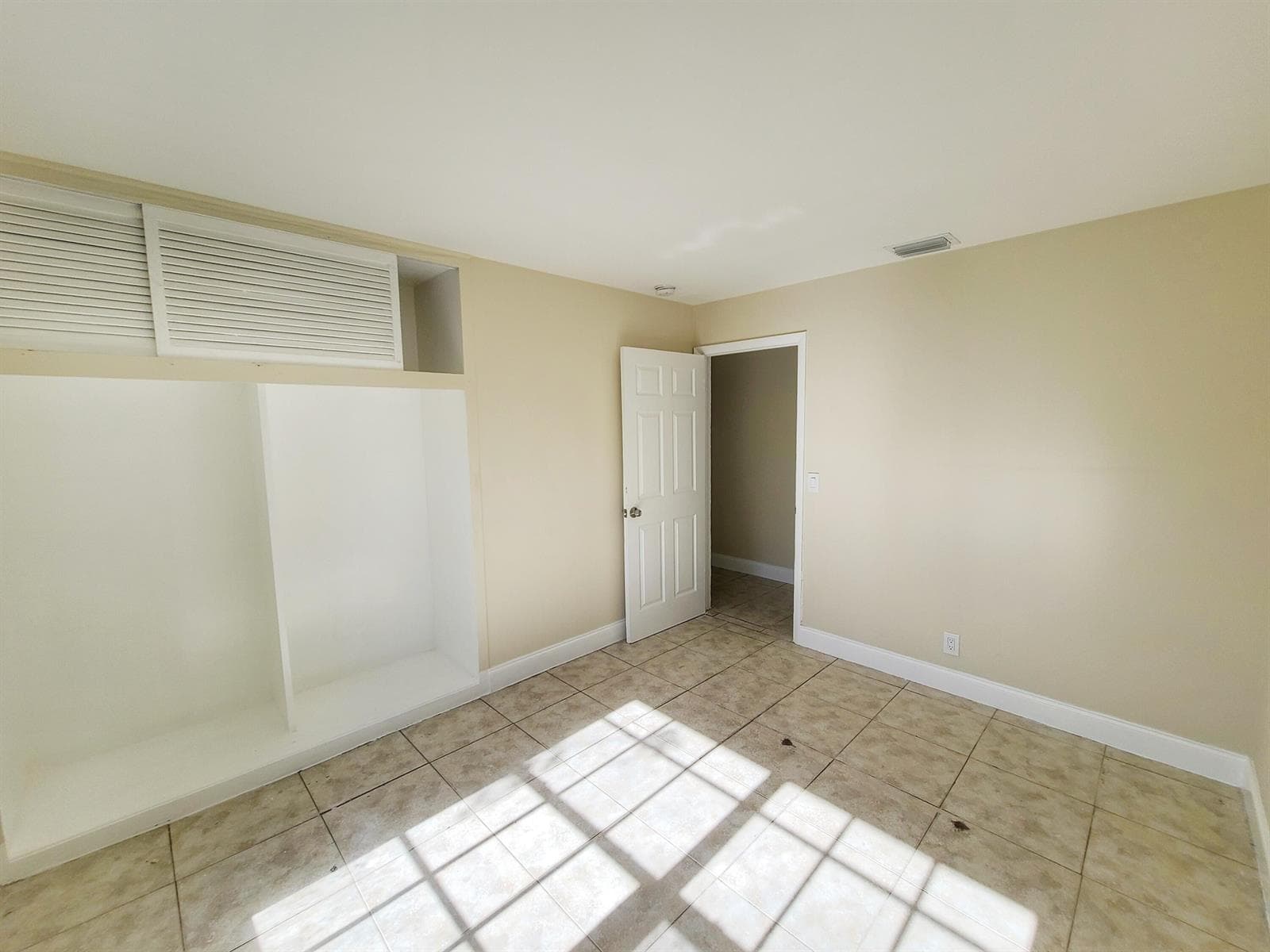 420 Blue Heron Boulevard # 2, West Palm Beach FL 33404 photo 5
