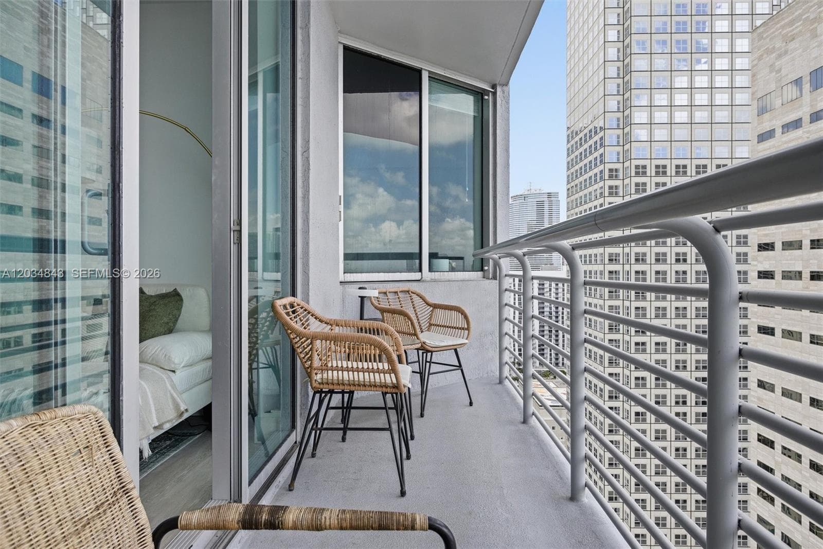 325 S Biscayne Blvd # 4022, Miami FL 33131 photo 4