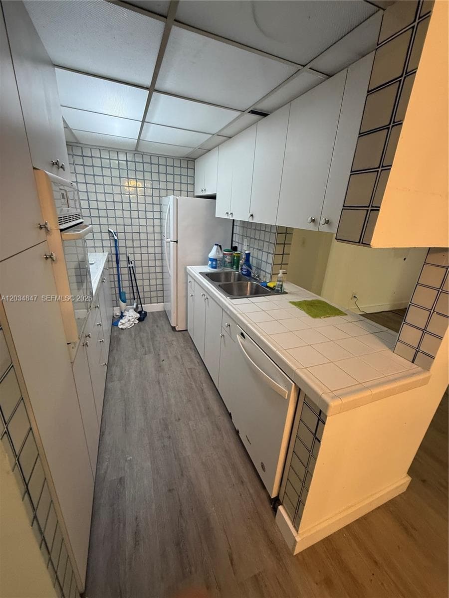 2201 Brickell Ave # 67C, Miami FL 33129 photo 2