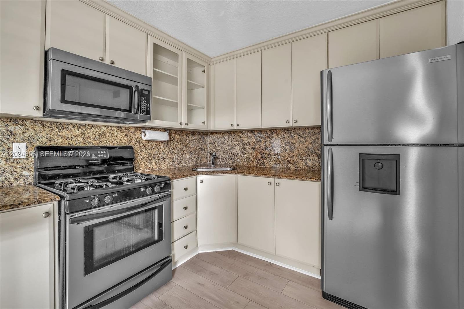 3245 Virginia St # 24, Miami FL 33133 photo 4