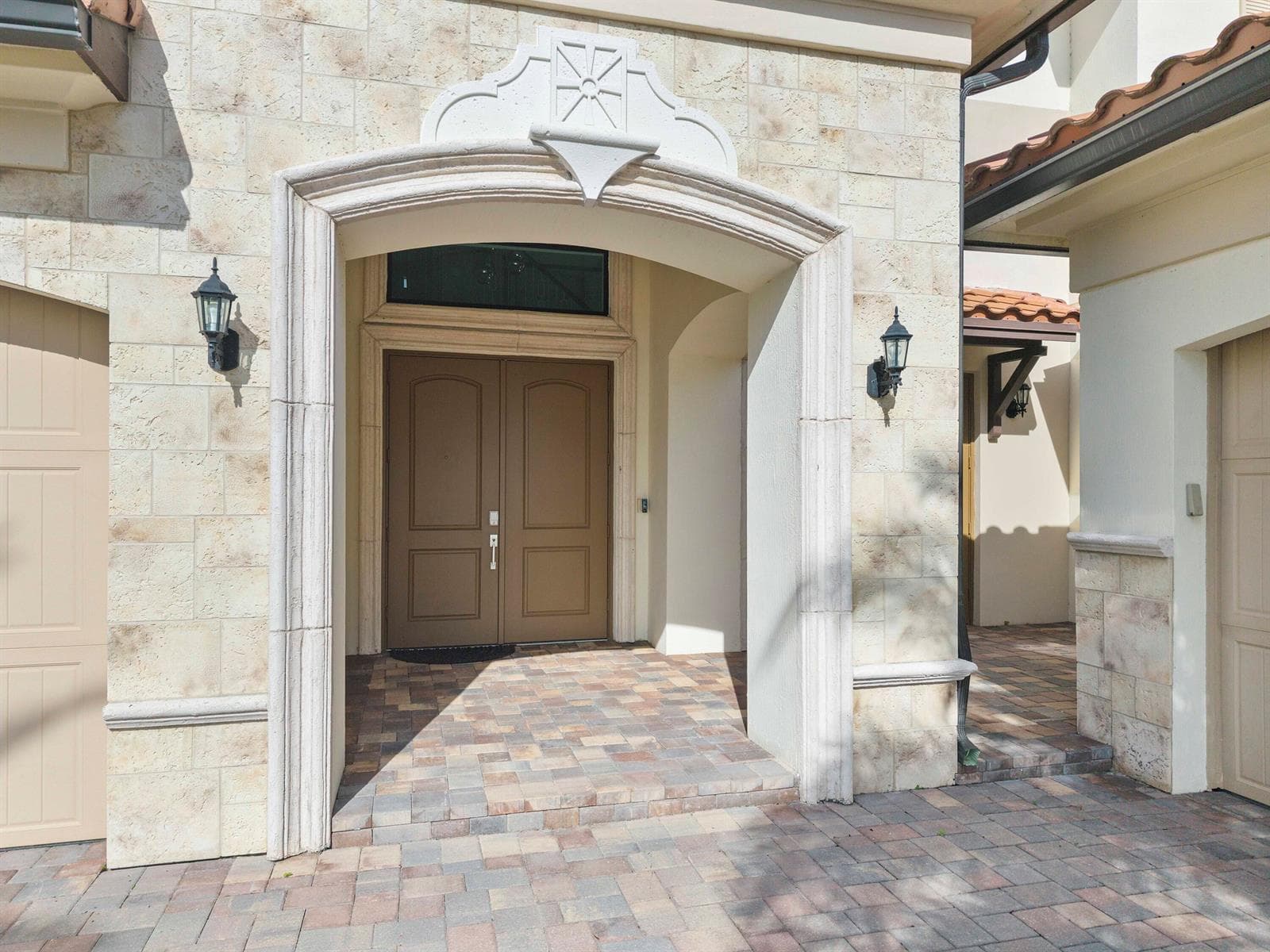 8685 Parkland Bay Drive, Parkland FL 33076 photo 4