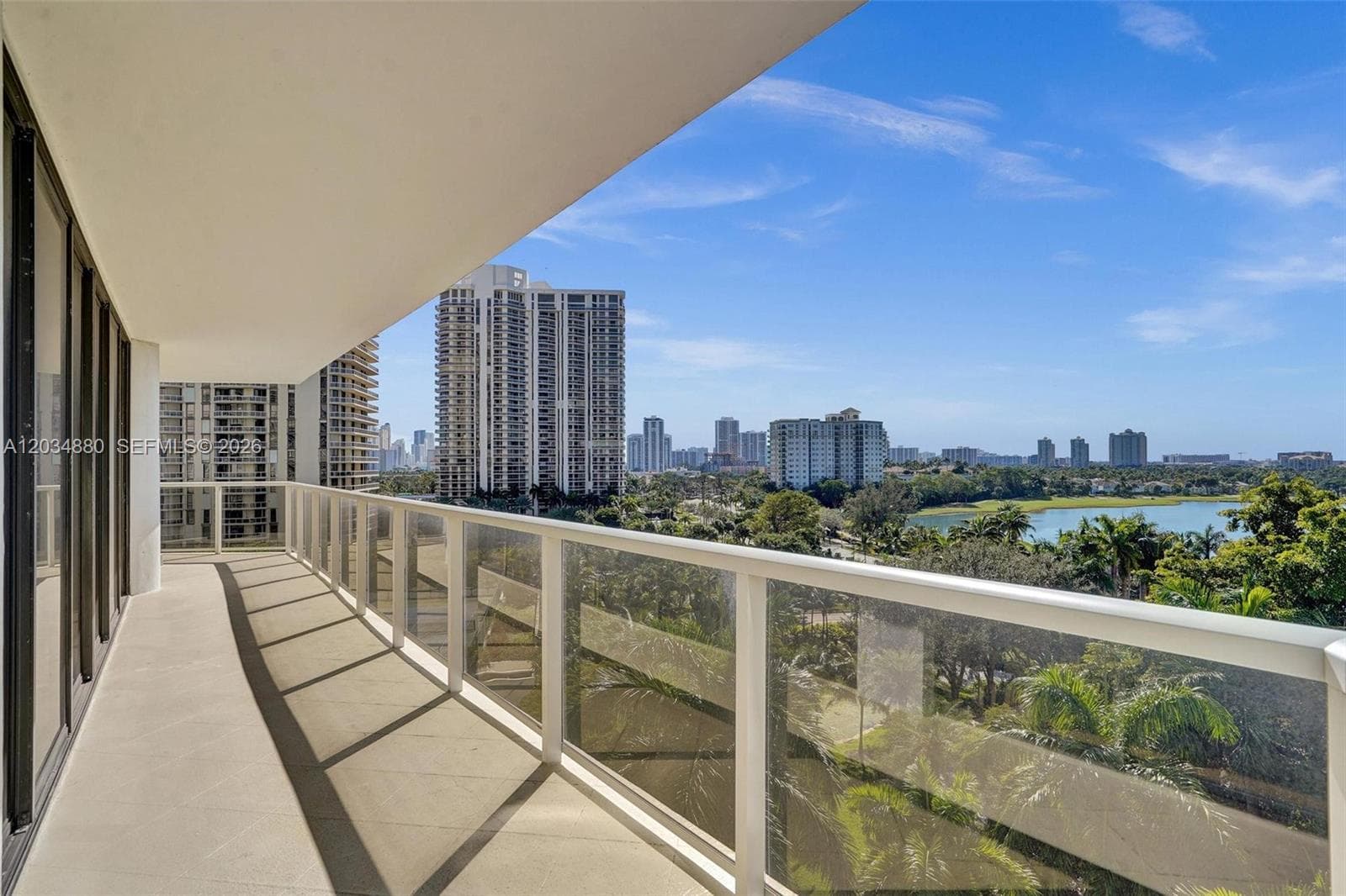 20281 E Country Club Dr # 615, Aventura FL 33180 photo 3