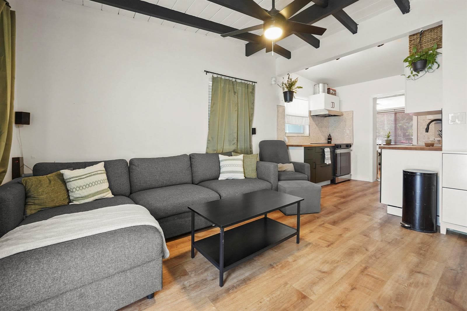 1657 Lauderdale Manor Drive, Fort Lauderdale FL 33311 photo 3