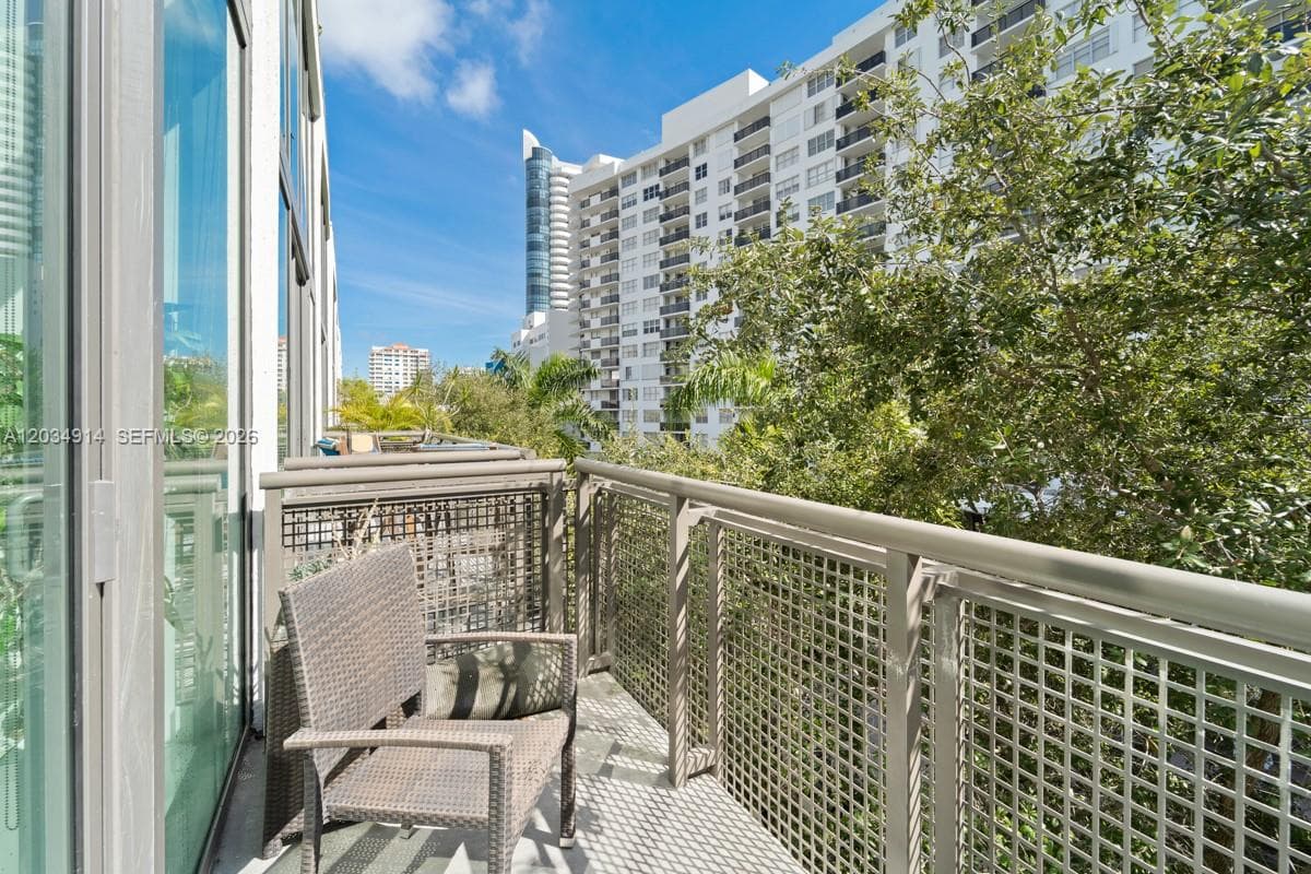 6000 Collins Ave # 517, Miami Beach FL 33140 photo 5