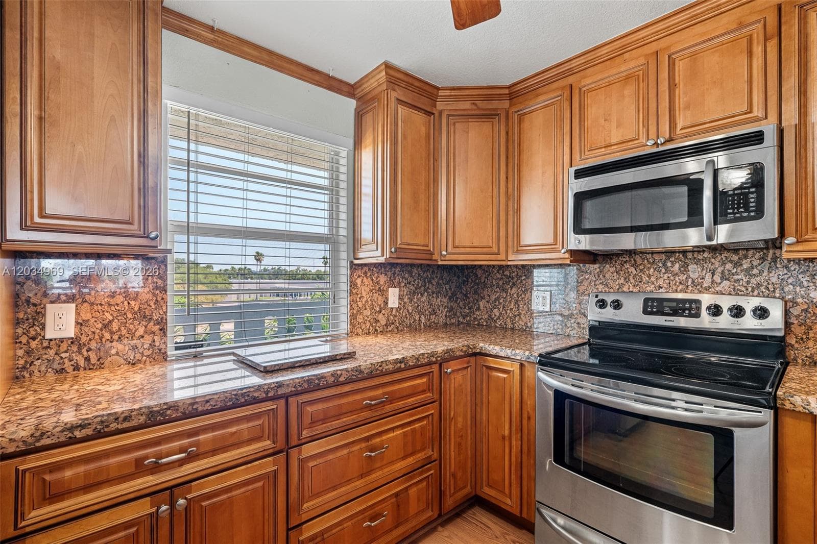 325 SE 11th Ter # 308, Dania Beach FL 33004 photo 3
