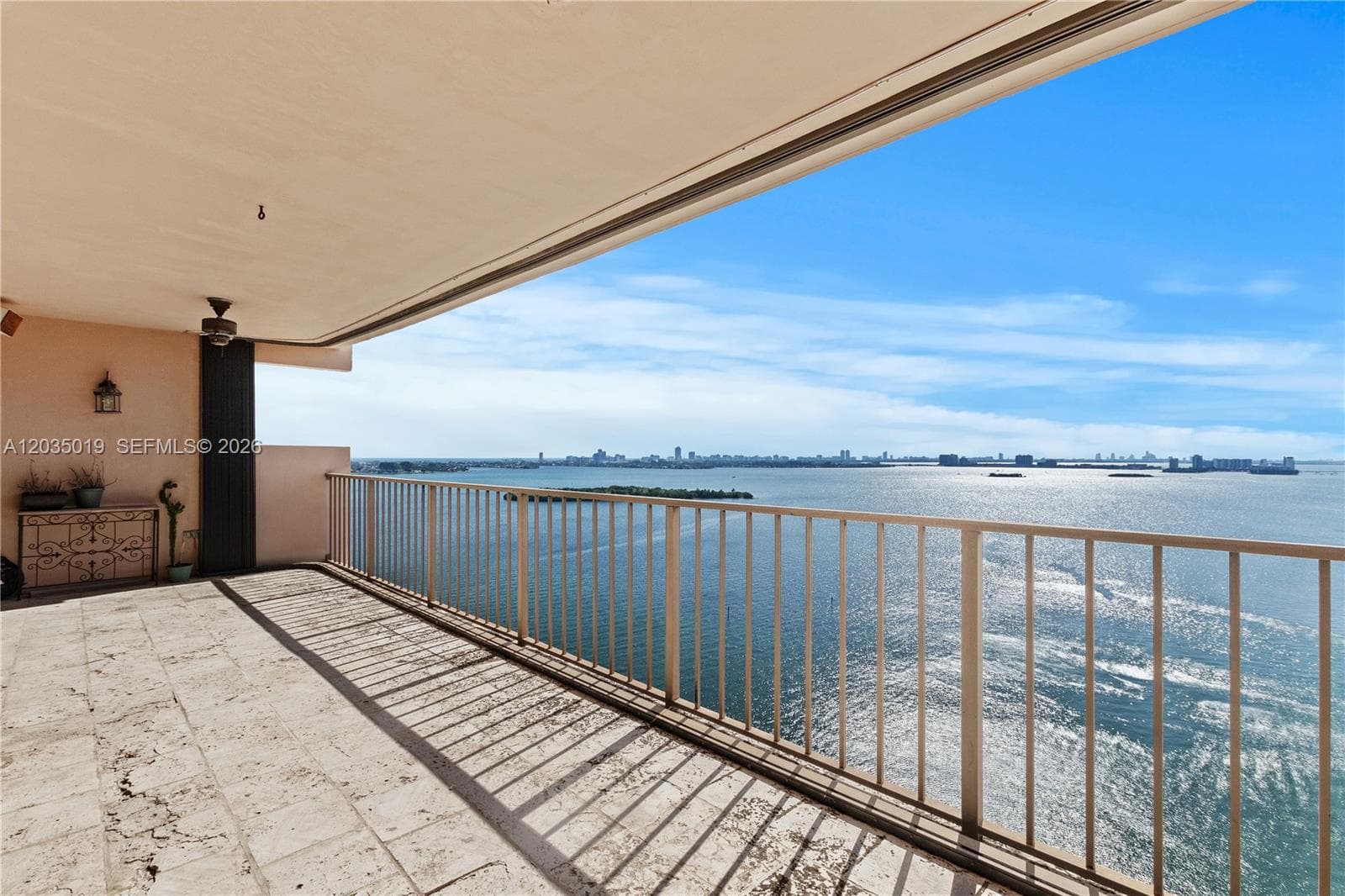 1800 NE 114th St # 2204, Miami FL 33181 photo 2