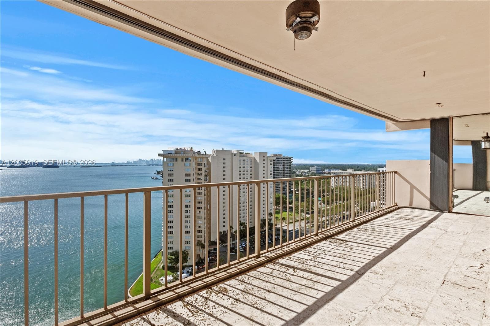 1800 NE 114th St # 2204, Miami FL 33181 photo 3