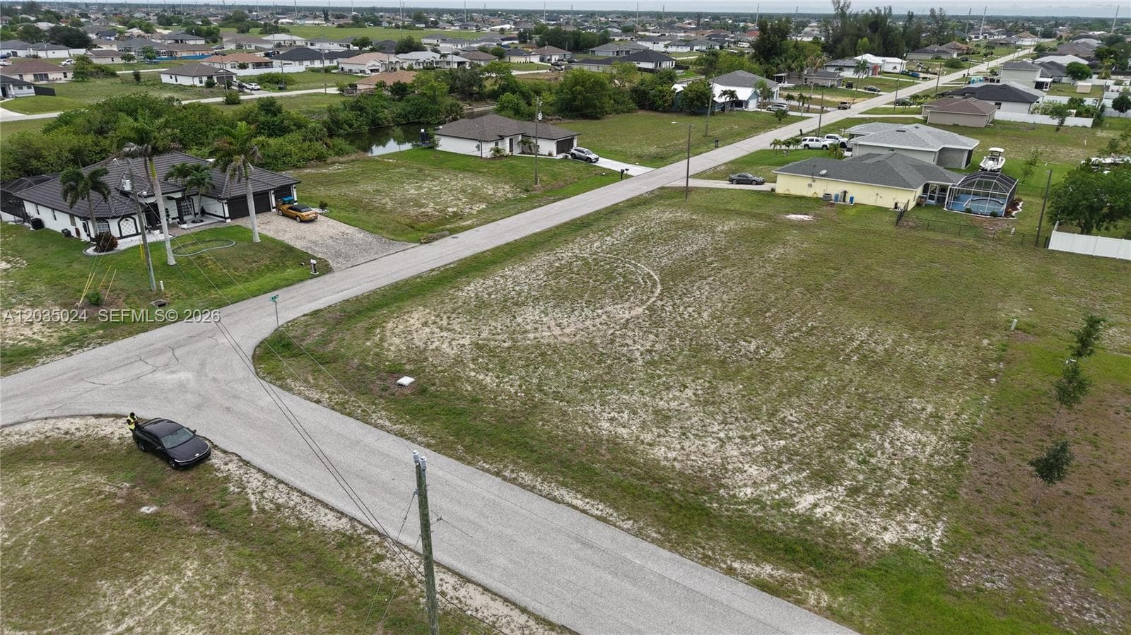 2009 NW 2ND AVE, Cape Coral FL 33993 photo 3