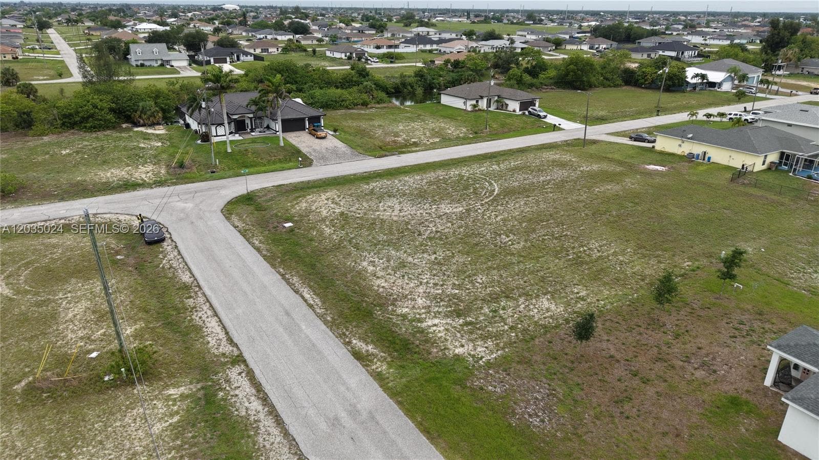 2009 NW 2ND AVE, Cape Coral FL 33993 photo 4