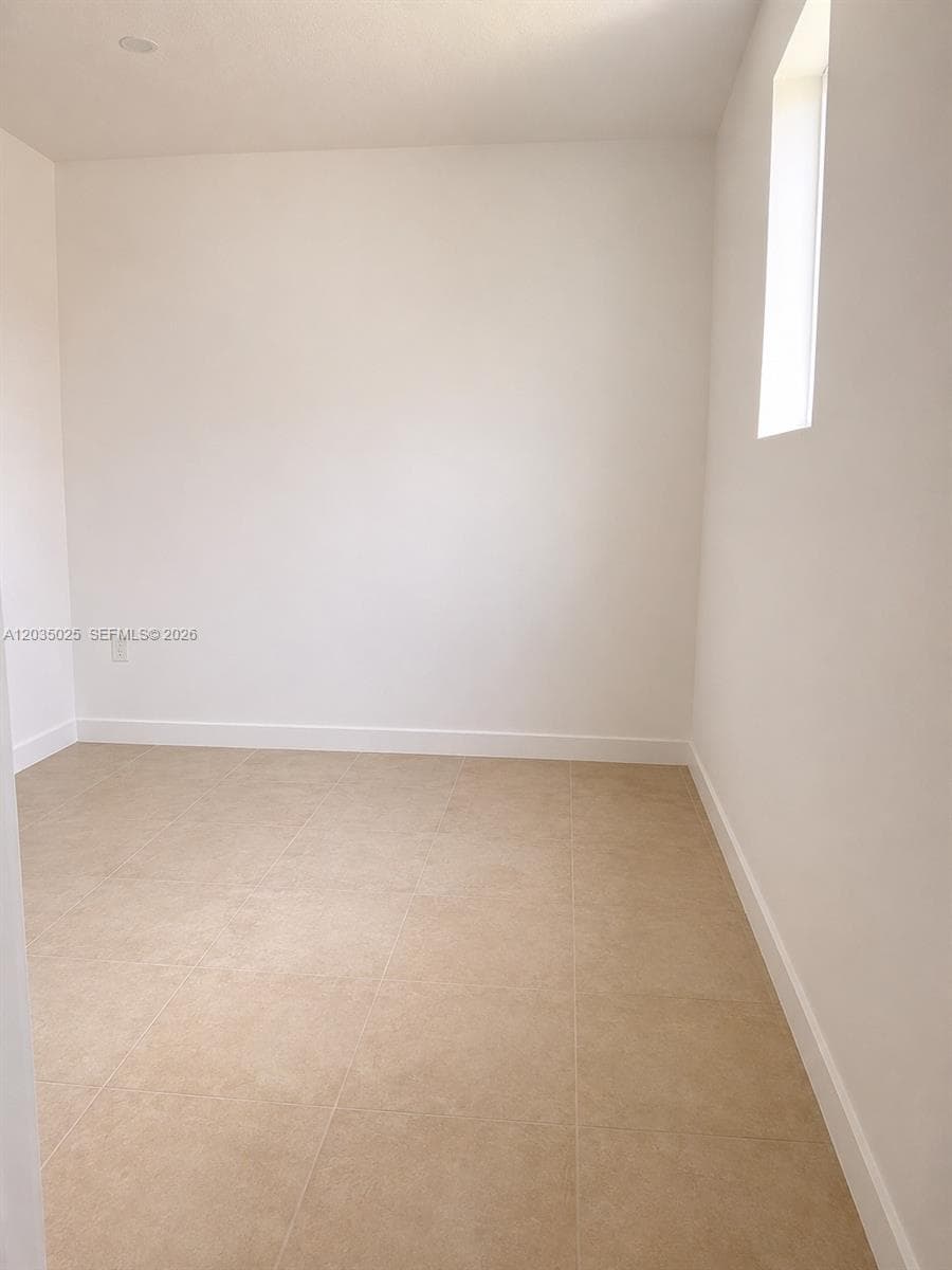 11931 SW 132nd Ave # Efficiency, Miami, FL 33186 photo 2