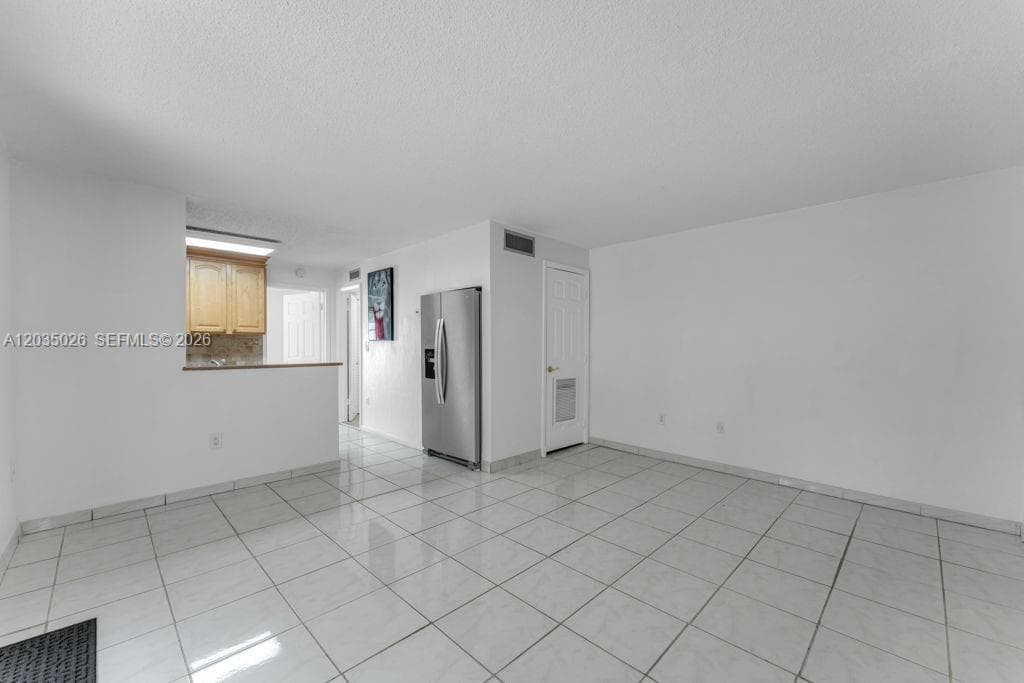 10832 N Kendall Dr # U1, Miami FL 33176 photo 4