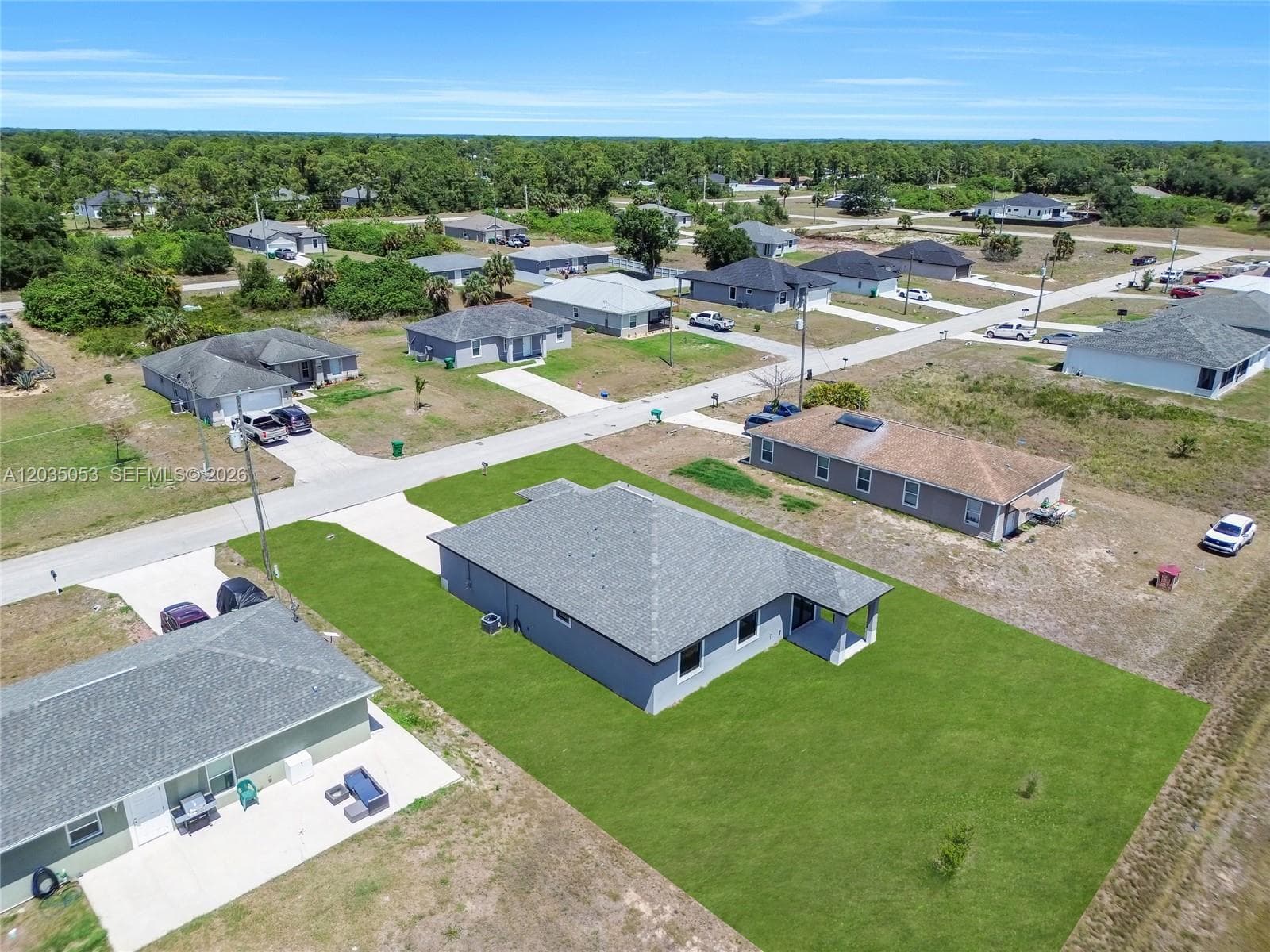 8045 Buttercup Cir, La Belle FL 33935 photo 4