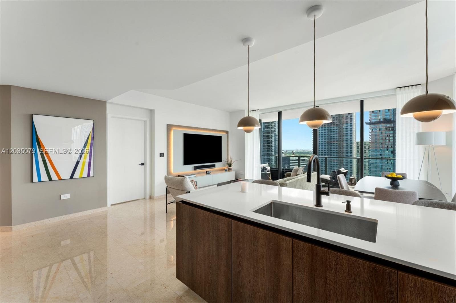 68 SE 6th St # 2612, Miami FL 33131 photo 3