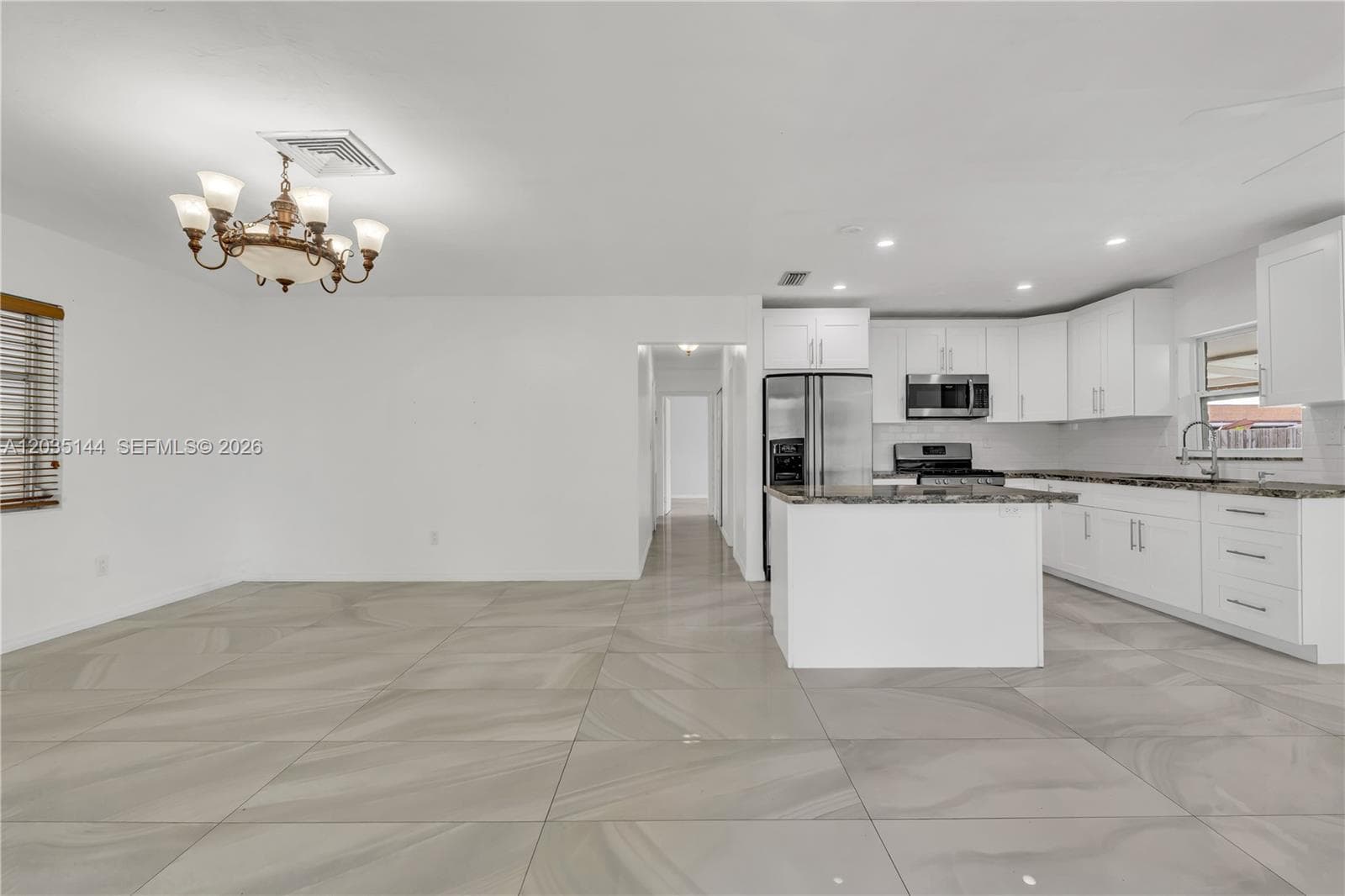 9982 SW 196th St, Cutler Bay FL 33157 photo 5