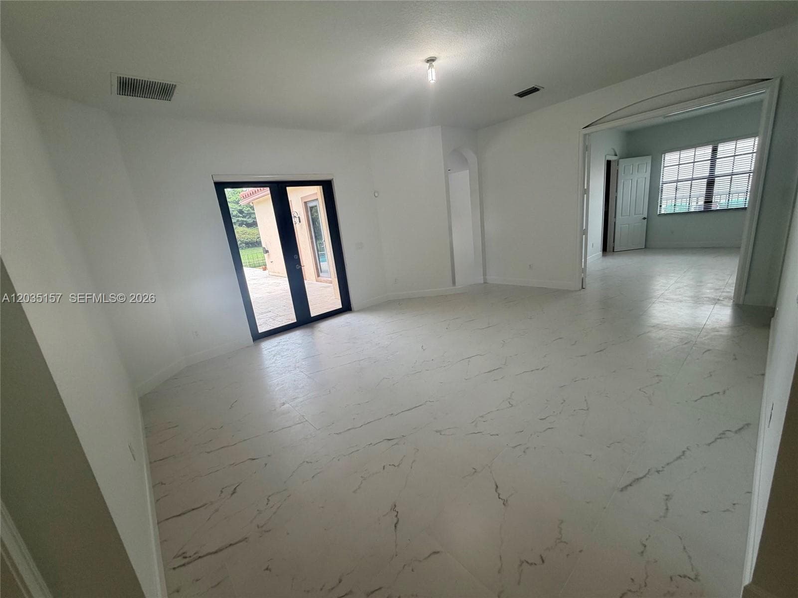 8711 NW 41st St, Cooper City FL 33024 photo 4