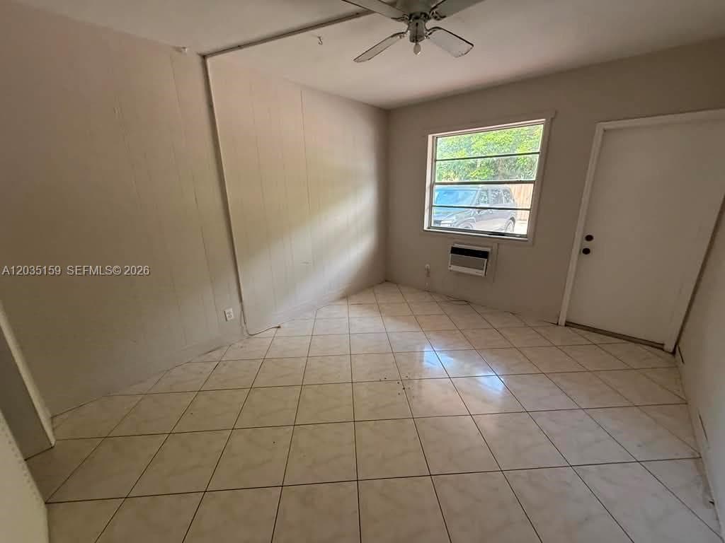 2917 Plunkett St # 15C, Hollywood FL 33020 photo 2