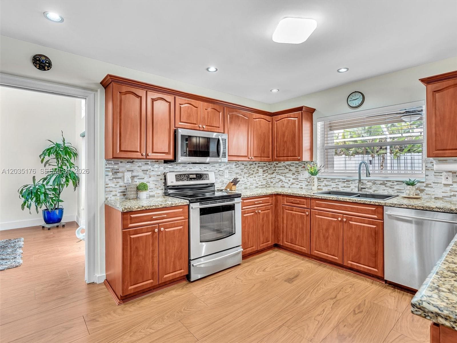 2654 SW 181st Ter, Miramar FL 33029 photo 5