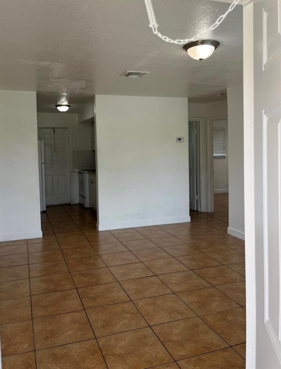 610 NW 7th Avenue, Pompano Beach, FL 33060 photo 4