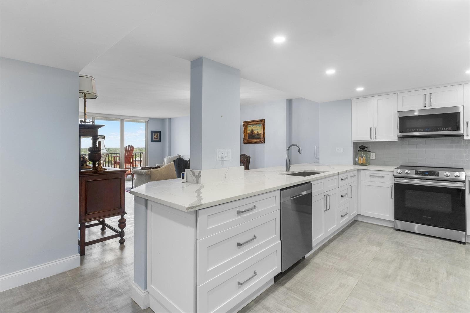1150 Hillsboro Mile # 905, Hillsboro Beach FL 33062 photo 5
